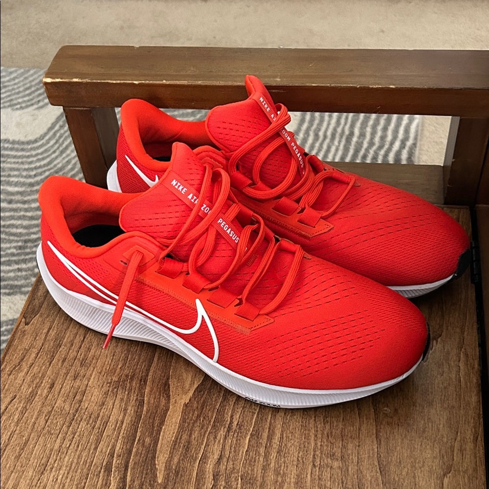 Nike Air Zoom Pegasus 38 Running Shoes